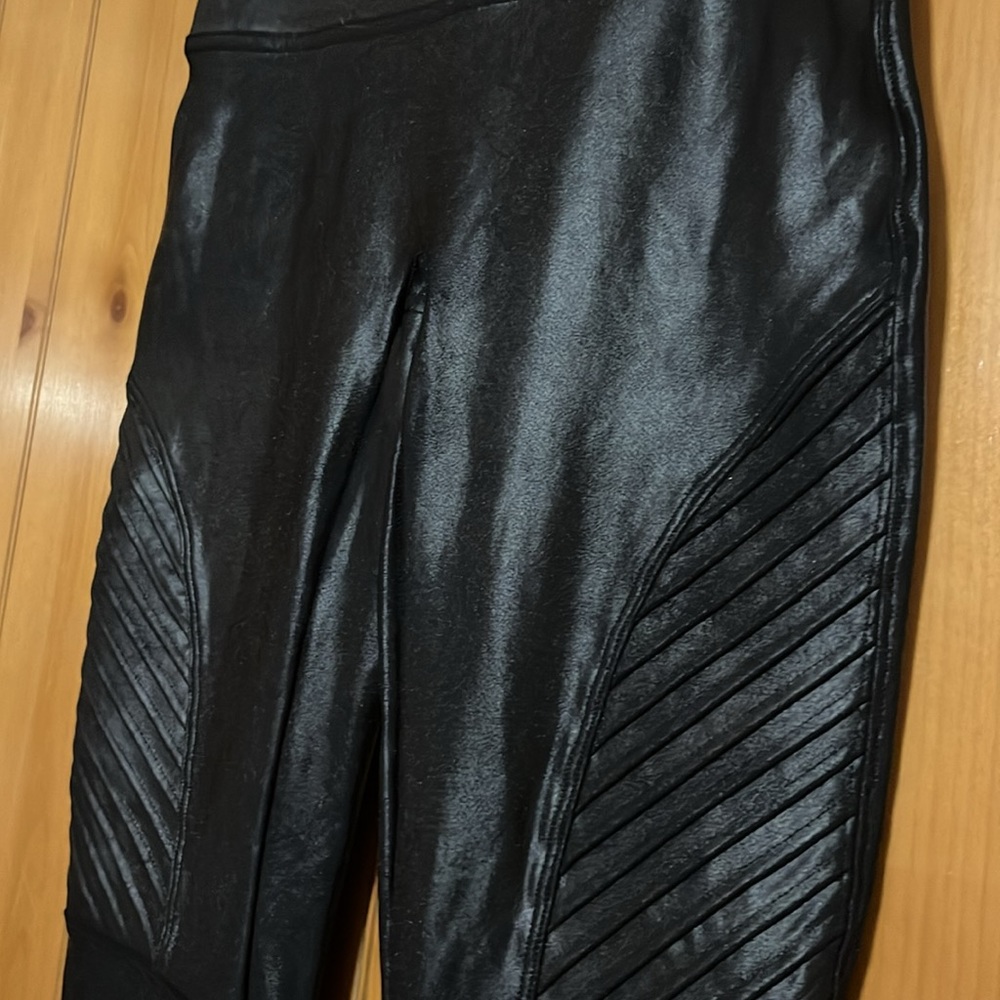 SPANX Moto Faux Leather Leggings - Picture 5 of 9
